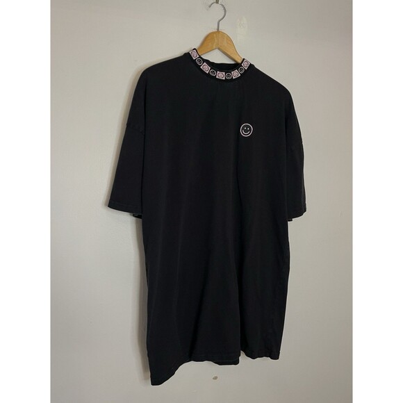 Lazy Oaf Men's Small Oversized Tshirt Black Logo Pink Happy Sad Jacquard Collar - Picture 2 of 5